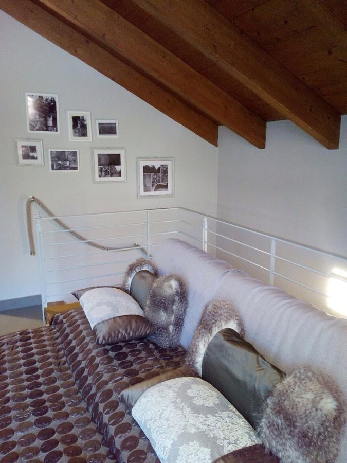 Relais Profumo Di Vino Bed & Breakfast Borgomanero Bagian luar foto